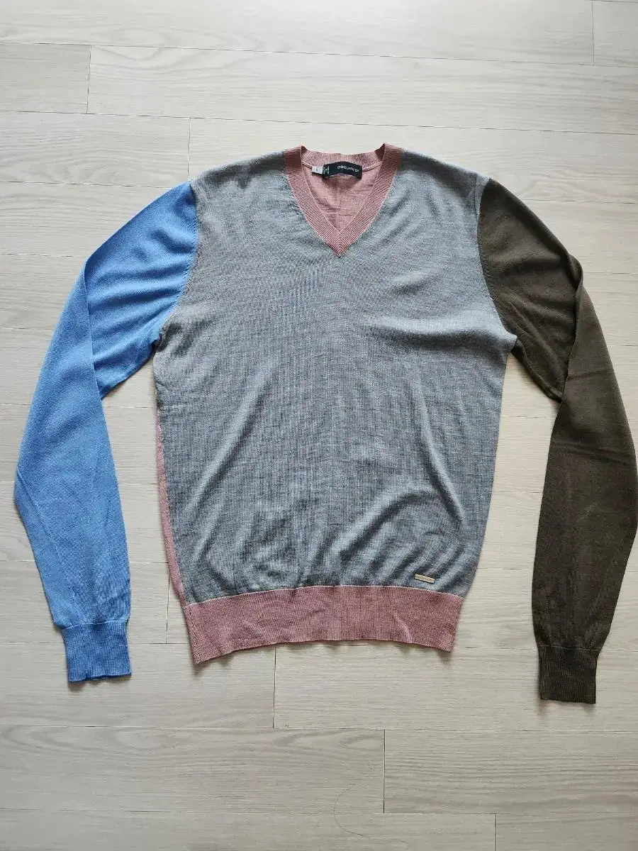 정품 디스퀘어드2 Color Block Vneck Sweater-S